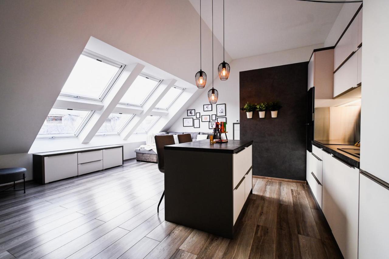 Luxury Apartment In The City Center Bratislava Exteriér fotografie