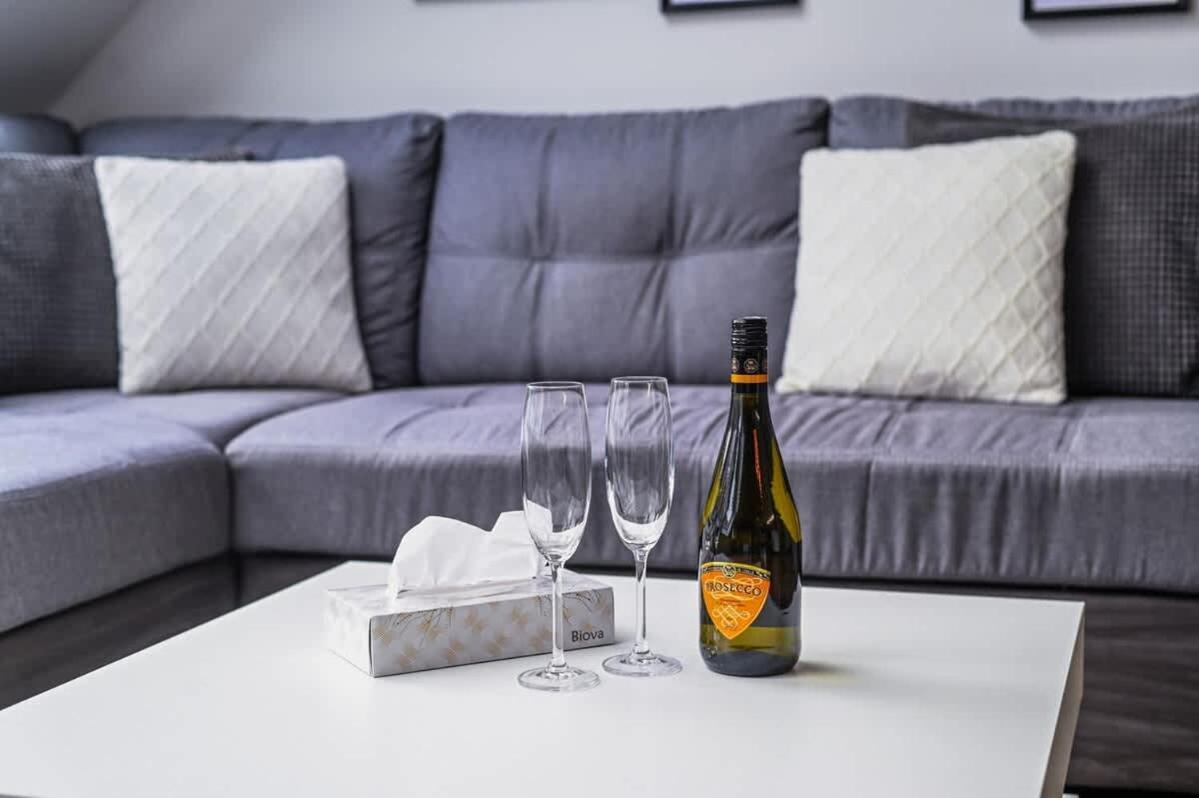 Luxury Apartment In The City Center Bratislava Exteriér fotografie