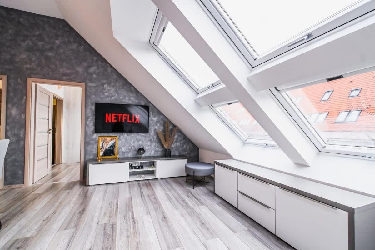 Luxury Apartment In The City Center Bratislava Exteriér fotografie