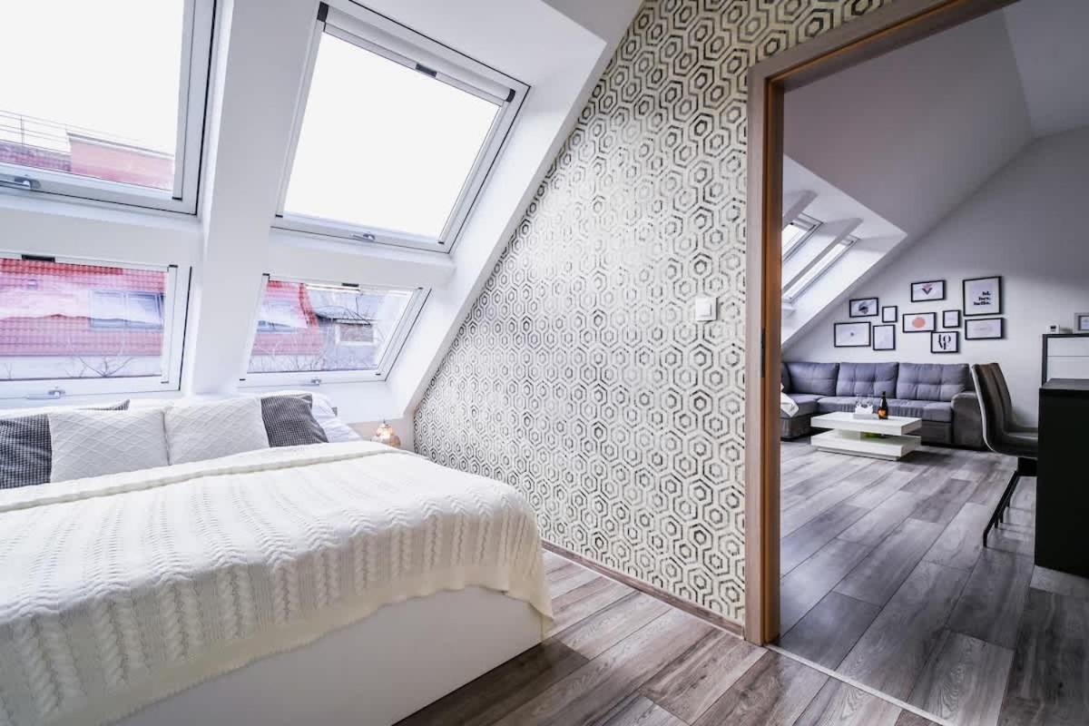 Luxury Apartment In The City Center Bratislava Exteriér fotografie
